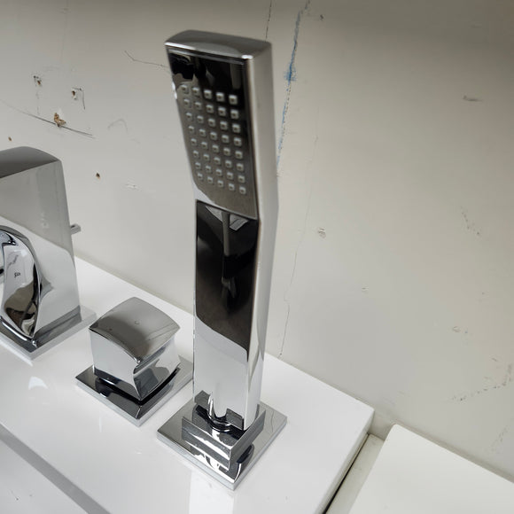 Vida Blois Roman Deck 4pc Bathroom Tub Faucet Square Chrome Floormodel Sold as is