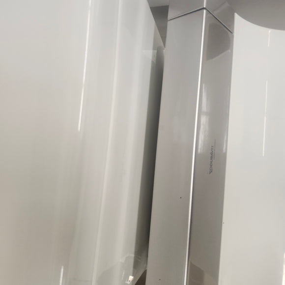 Duravit Starck Floormount Toilet Elongated with Washlet Floormodel Clearance as is I8 2120510001 610001001001