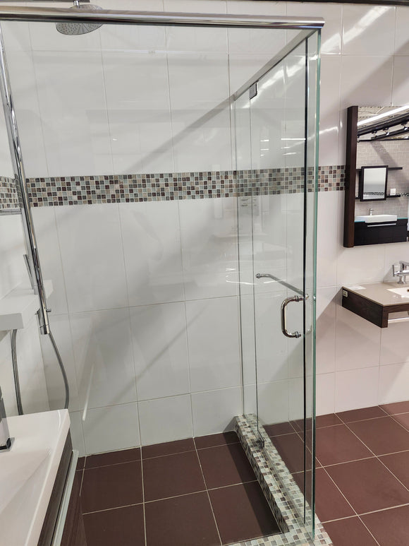 D&M Shower Door 66-88 Chrome hardware Clear Doors Floormodel Clearance l5