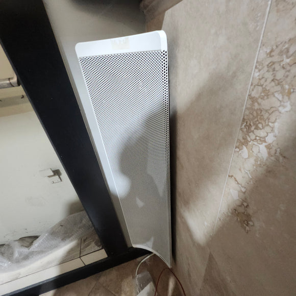 Convectair Heater 39 x 10 750 W 240V Opera White Floormodel As is i15