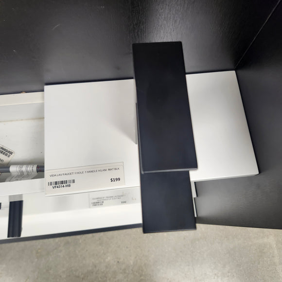 Vida Kilani Single Hole Faucet Matte Black Floormodel Clearance as is (153)
