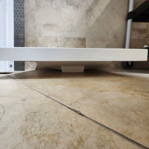 Duo 24 x 17 3/4 Countertop Vanity Sink no Overflow White Floormodel As Is L15