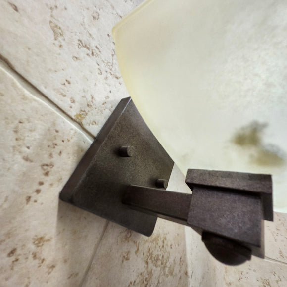 Murray WB1277CB Home Lighting Bathroom Fixrture Floormodel As Is (H22)