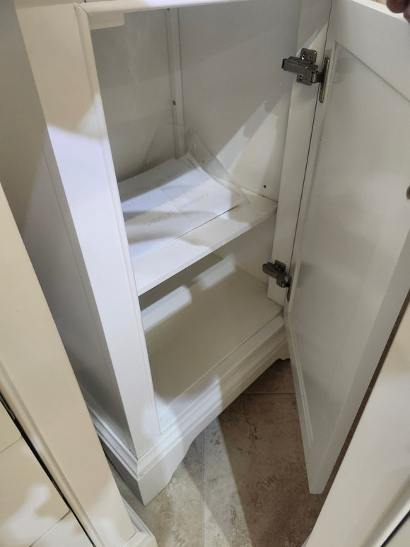 23" Fairmont Framingham Linen White (as is)