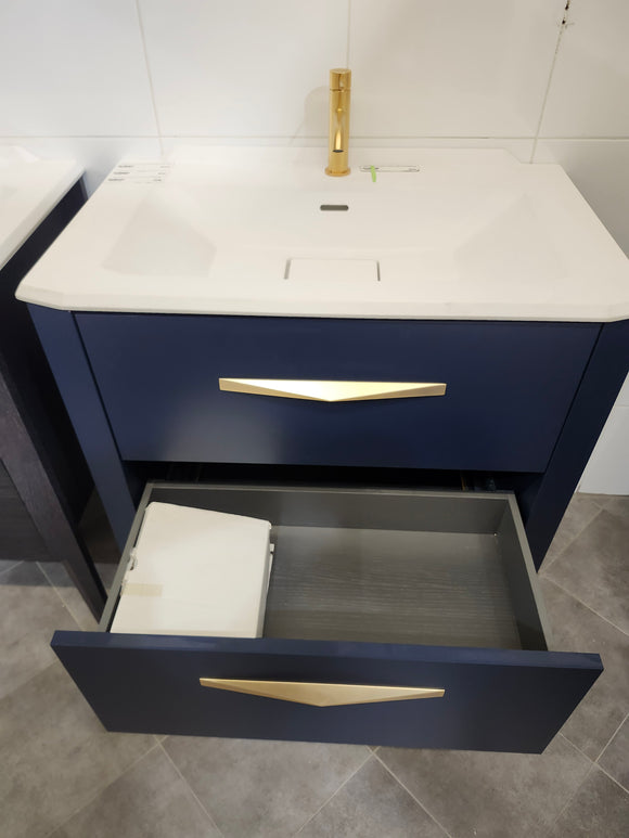 32" Epogue Sonia Vanity & Countertop Counter (as is) l14