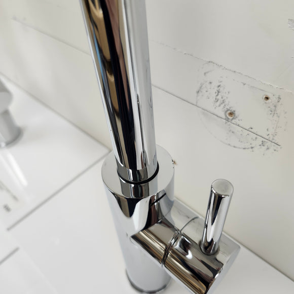 Kitchen Elongated Faucet Lever Handle Floormodel Clearance As Is