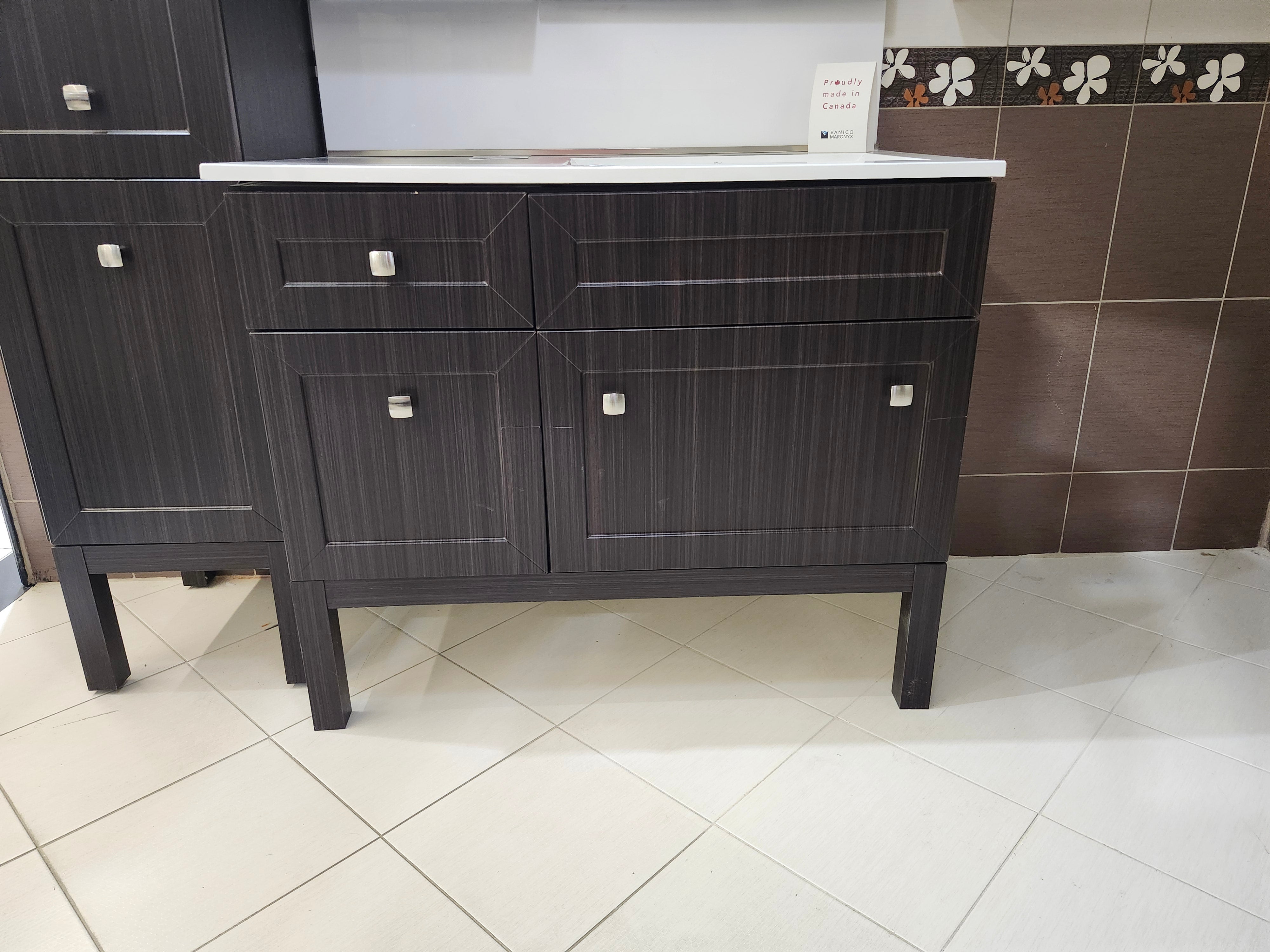 49" Vanico Neo Vanity Combo (as is) - 0