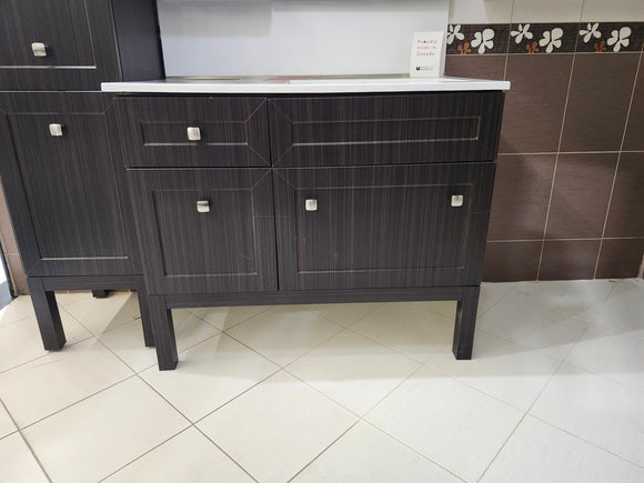 49" Vanico Neo Vanity Combo (as is) l13
