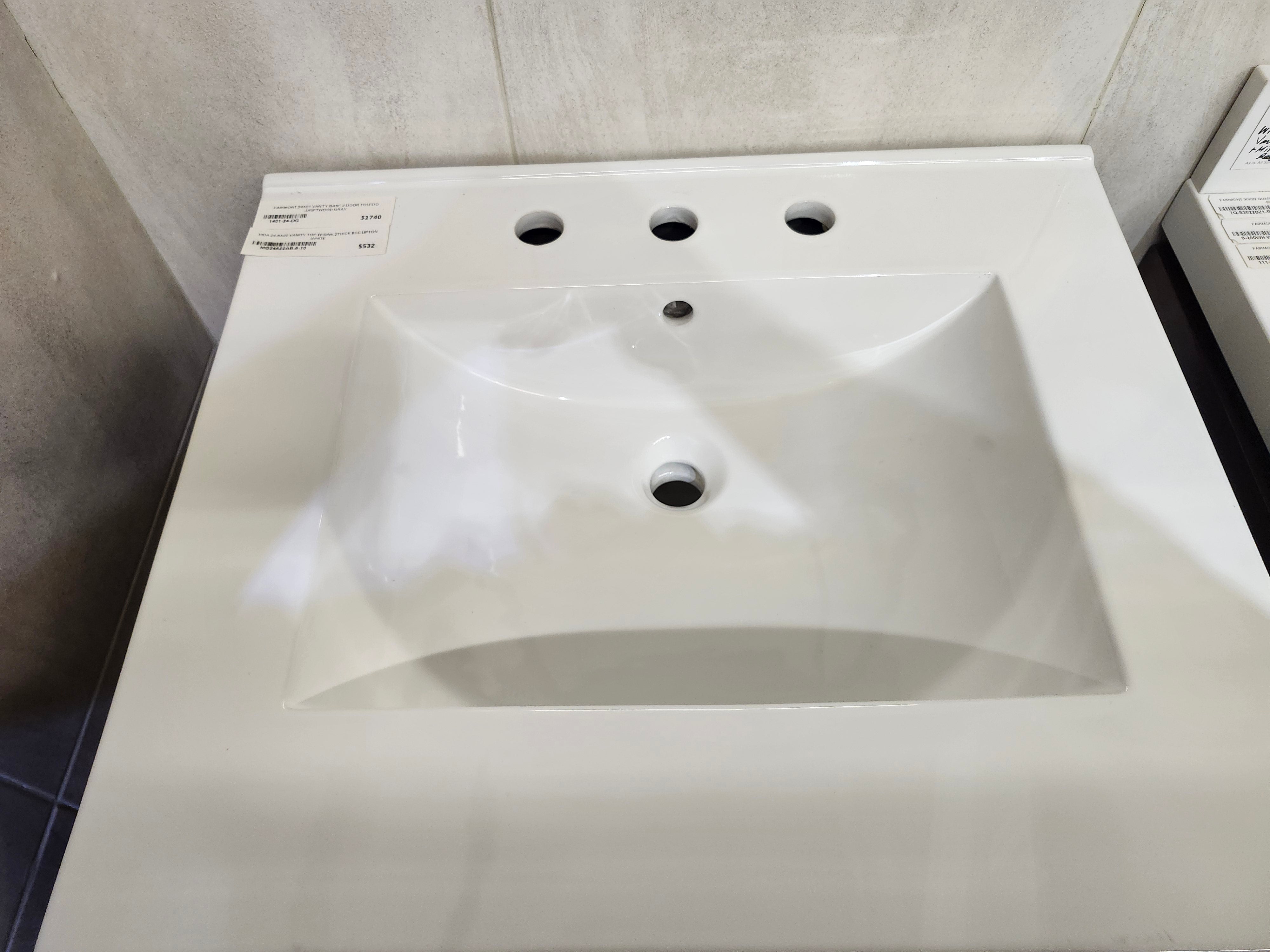 24" Fairmont Toledo Vanity & Countertop Combo with Mirror (as is) - 0