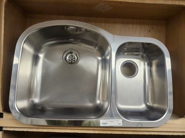 Blanco Overmount Stainless Steel Kitchen Sink 31 1/2 x 20 3/4 Floormodel As is Clearance