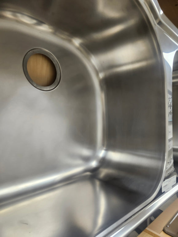 Undermount Stainless Steel Kitchen Sink 2 Bowl 38 1/4 x 21 1/4 With basket Floormodel Clearance As is
