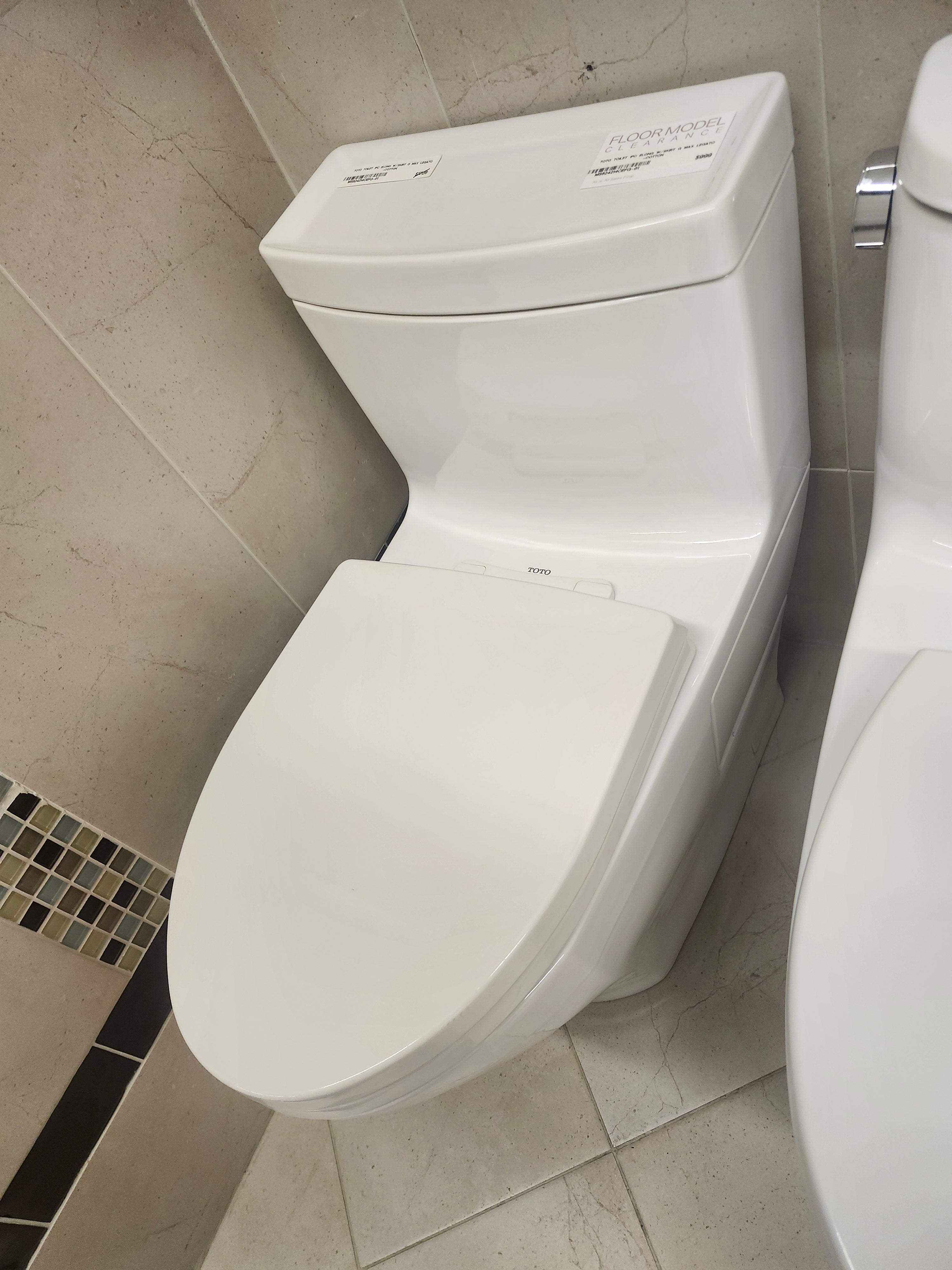 Toto Legato G-Max Skirted Elongated Toilet (as is)