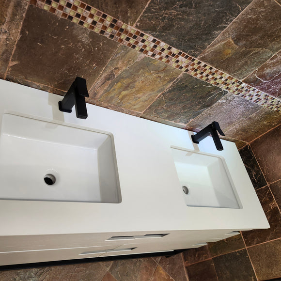 Vida Turin 61 Bathroom Vanity and Countertop Combo Black/White Floormodel Clearance H5