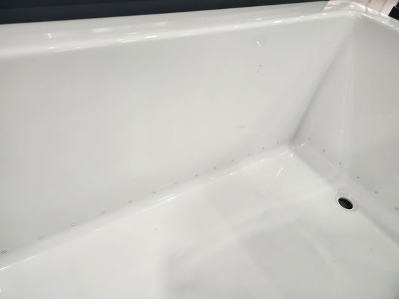 Neptune Freestanding Bathtub 66 x 36 Air Side Ametys White AM3260A Floormodel As is Etobicoke