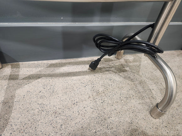 Vida Floormount Towel Warmer Inventory Clearance