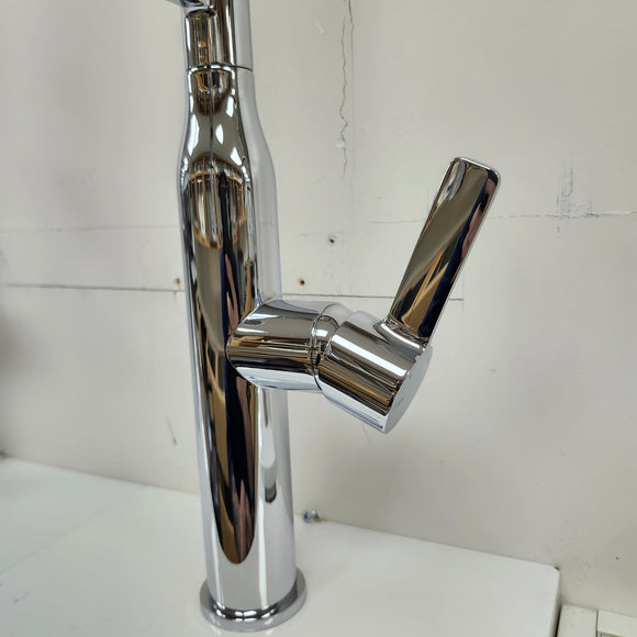 Blanco G-Neck Kitchen Sink Faucet Sold As is Floormodel Clearance