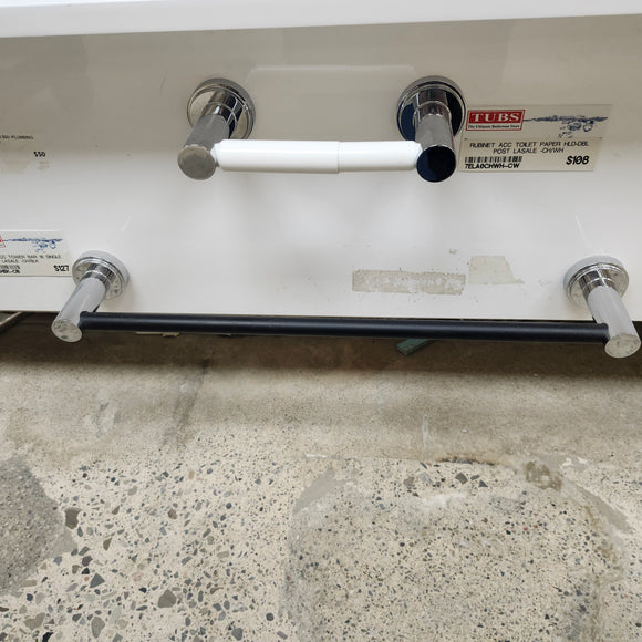 Rubinet Lasale 18 Inch Towel Bar Floormodel Sold As Is Chrome Floormodel Clearance As is Black/Chrome