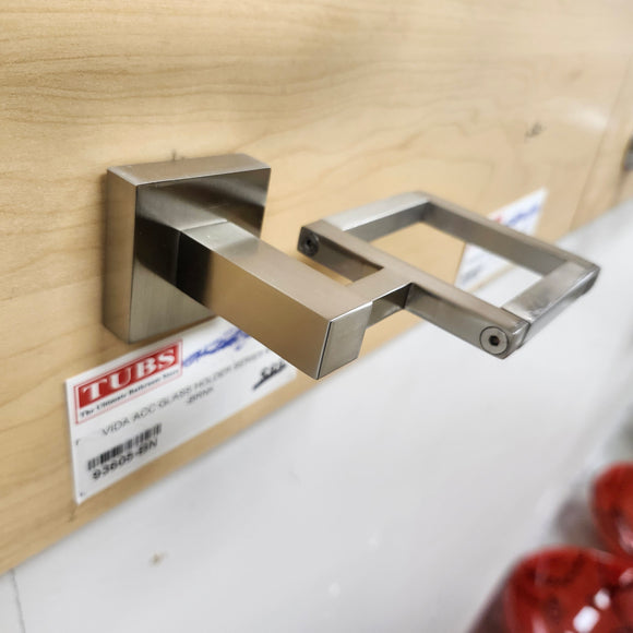Vida 936 Series water gland holder Bathroom Accessory Floormodel As is
