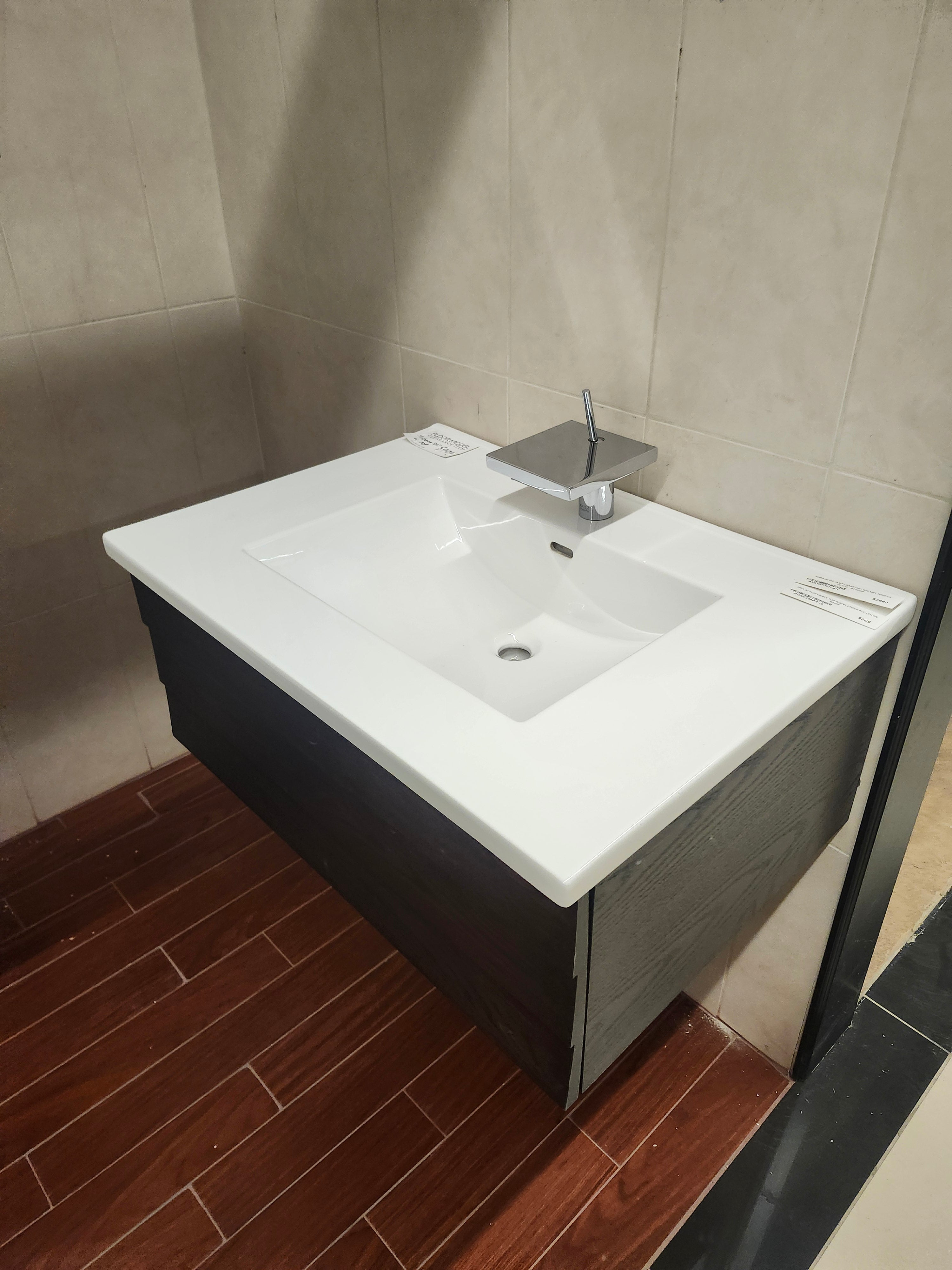 30" Aura Vanity with Countertop Combo (as is)