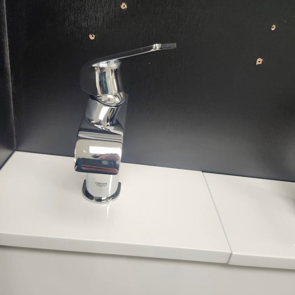 Grohe Eurostyle Cosmopolitan Single Hole Faucet Sold as is Floormodel Clearance (153)