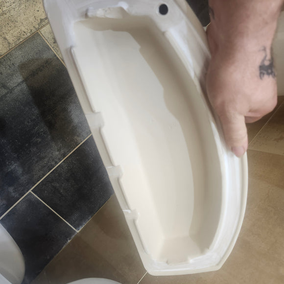 Kohler Cimarron 1pc Skirted Toilet Comfort Height White K3619 Floormodel Clearance As Is (H17)