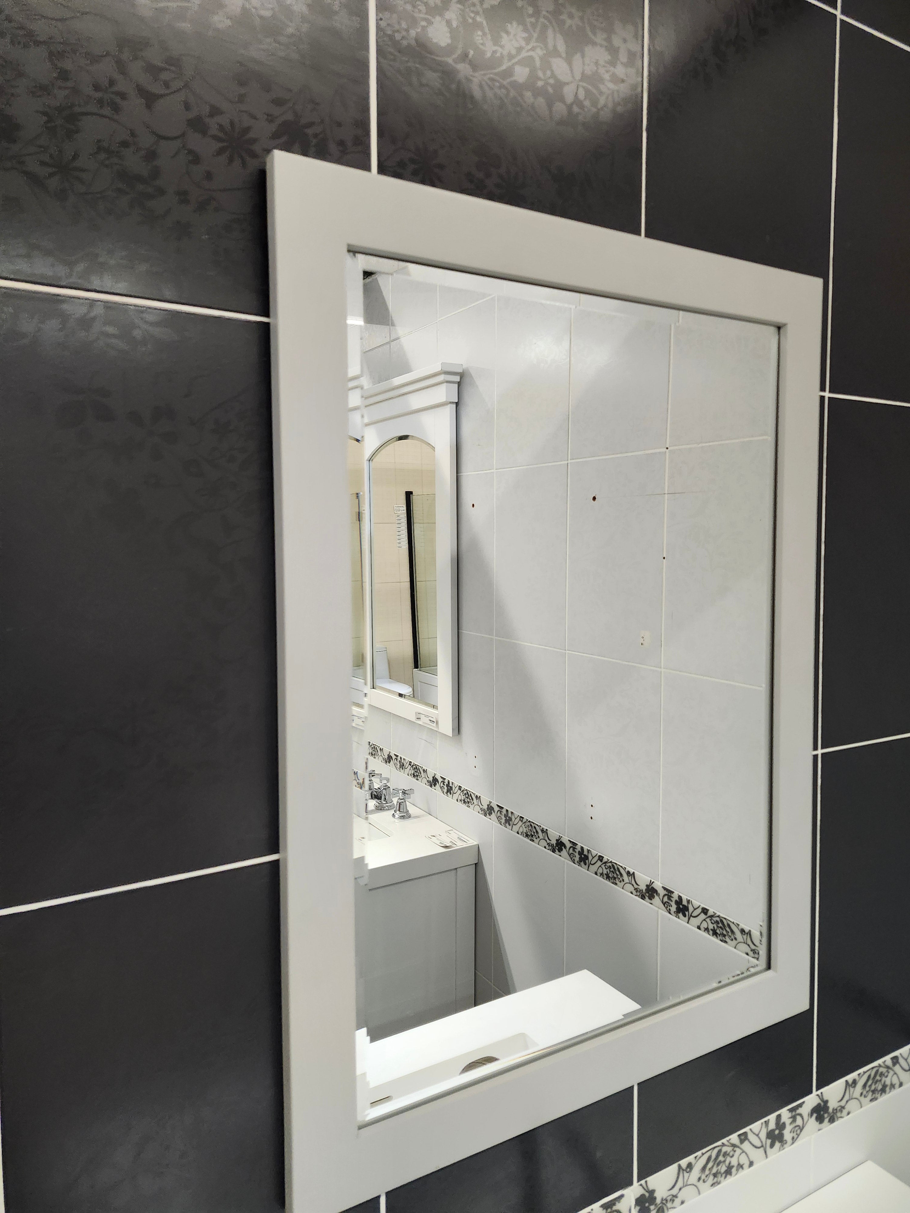 36" Fairmont Americana & Countertop Combo with Mirror (as is)