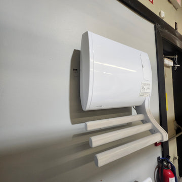 Convectair Heater 24 x 20 750/1000W 120V Jaxx White with Towel Warmer Floormodel as is i15 - 0