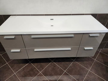 55" Rubi Vanity & Countertop Combo (as is) l2