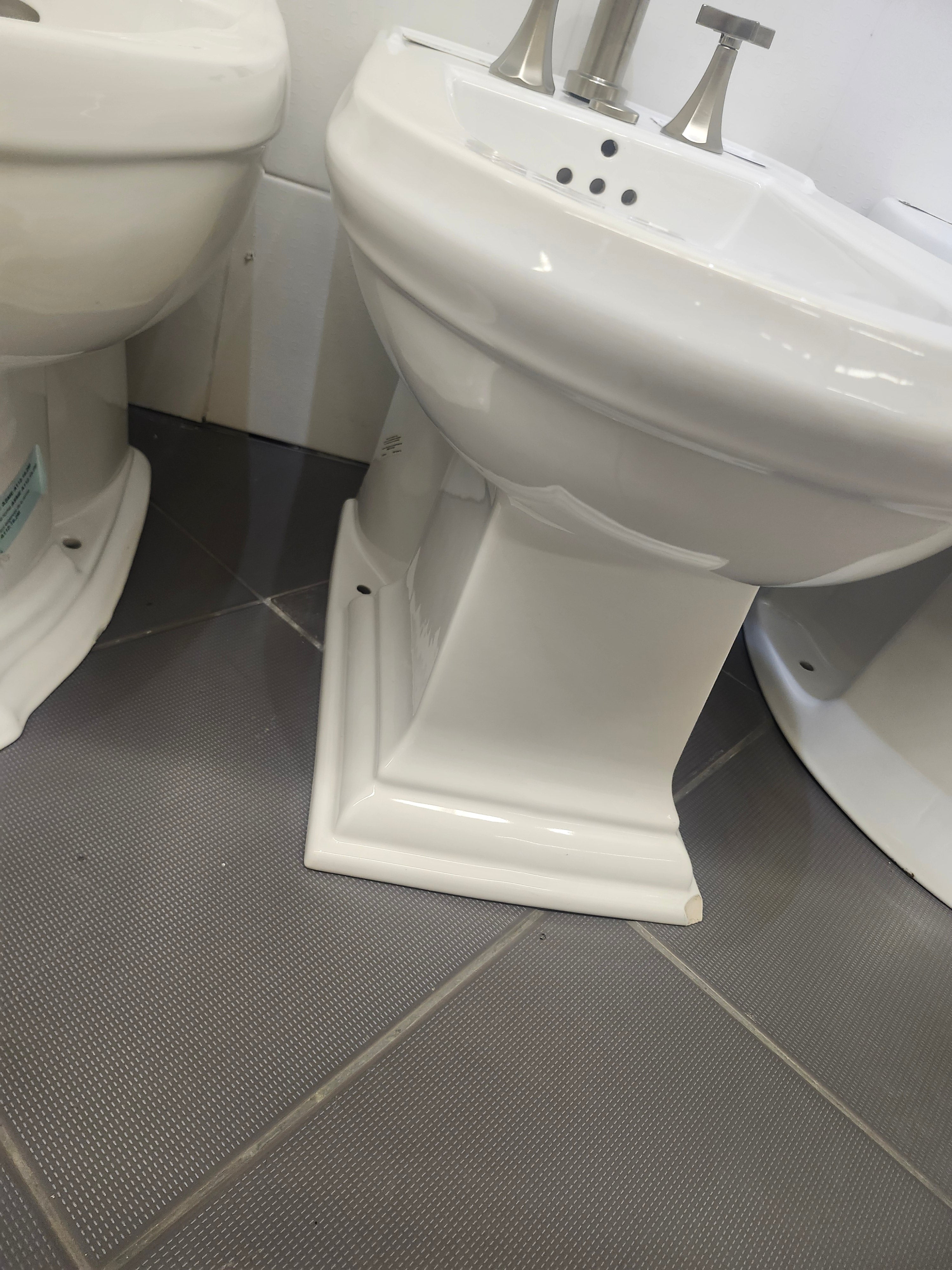 Kohler Memoirs White Bidet with Brush Nickel Hardware (as is) - 0