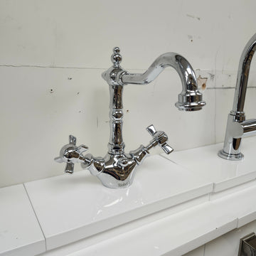 Riobel Single Hole Classic Bathroom Faucet with Lever Handle Floormodel As Is