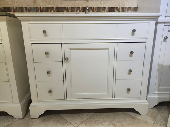 42" Fairmont Framingham Vanity and Countertop Combo with Mirror white k11