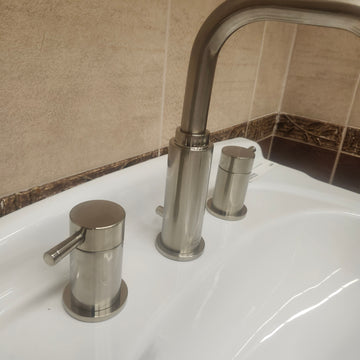 American Standard 8cc Bathroom Faucet with Handles Brushed Nickel Floormodel Clearance as is (H9) - 0