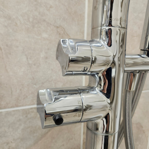 Victoria & Albert Roman Deck Faucet Floormount Thermostatic Tub Filler TU14 Floormodel clearance as is m8
