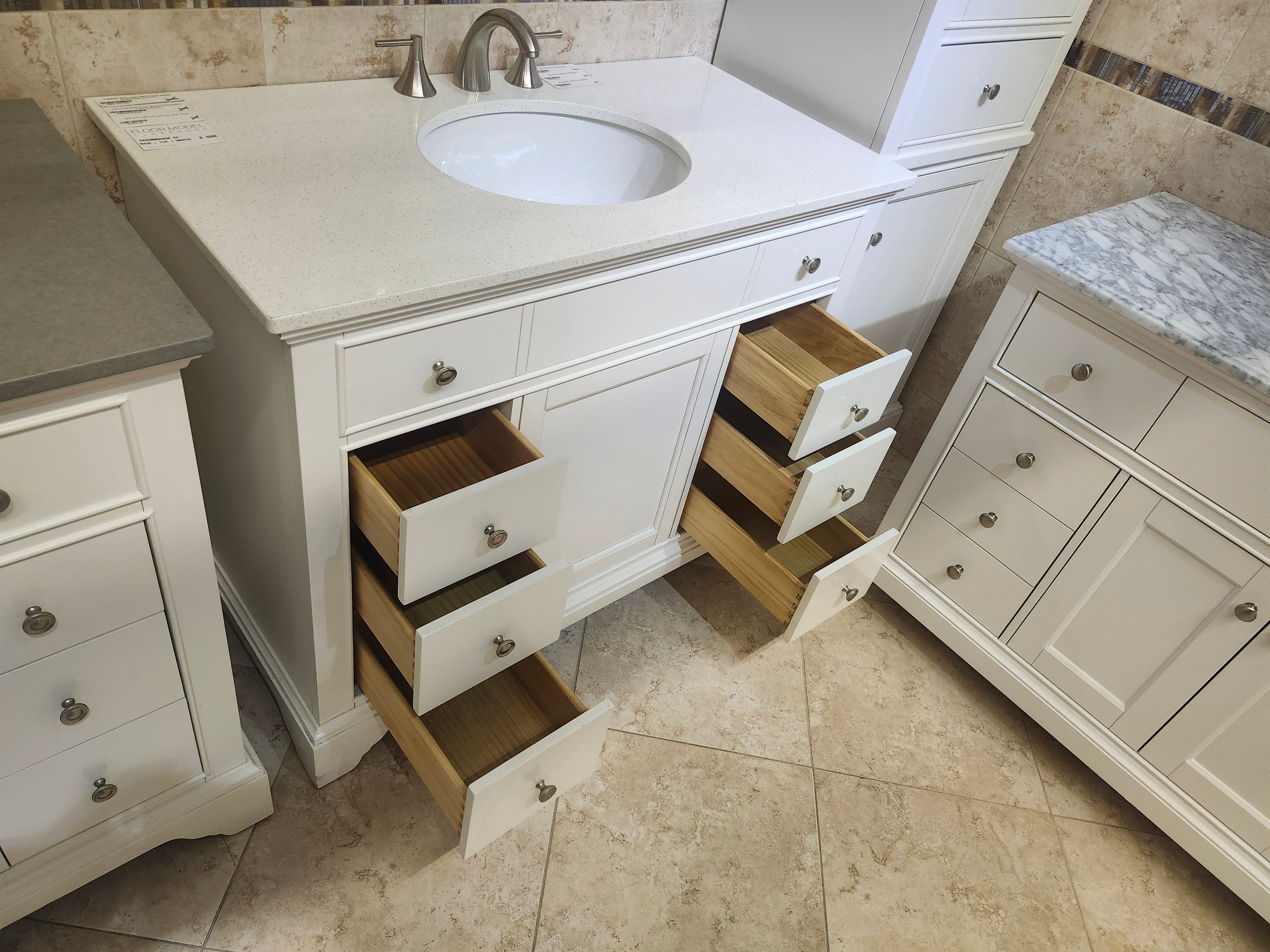 42" Fairmont Framingham Vanity and Countertop Combo with Mirror white