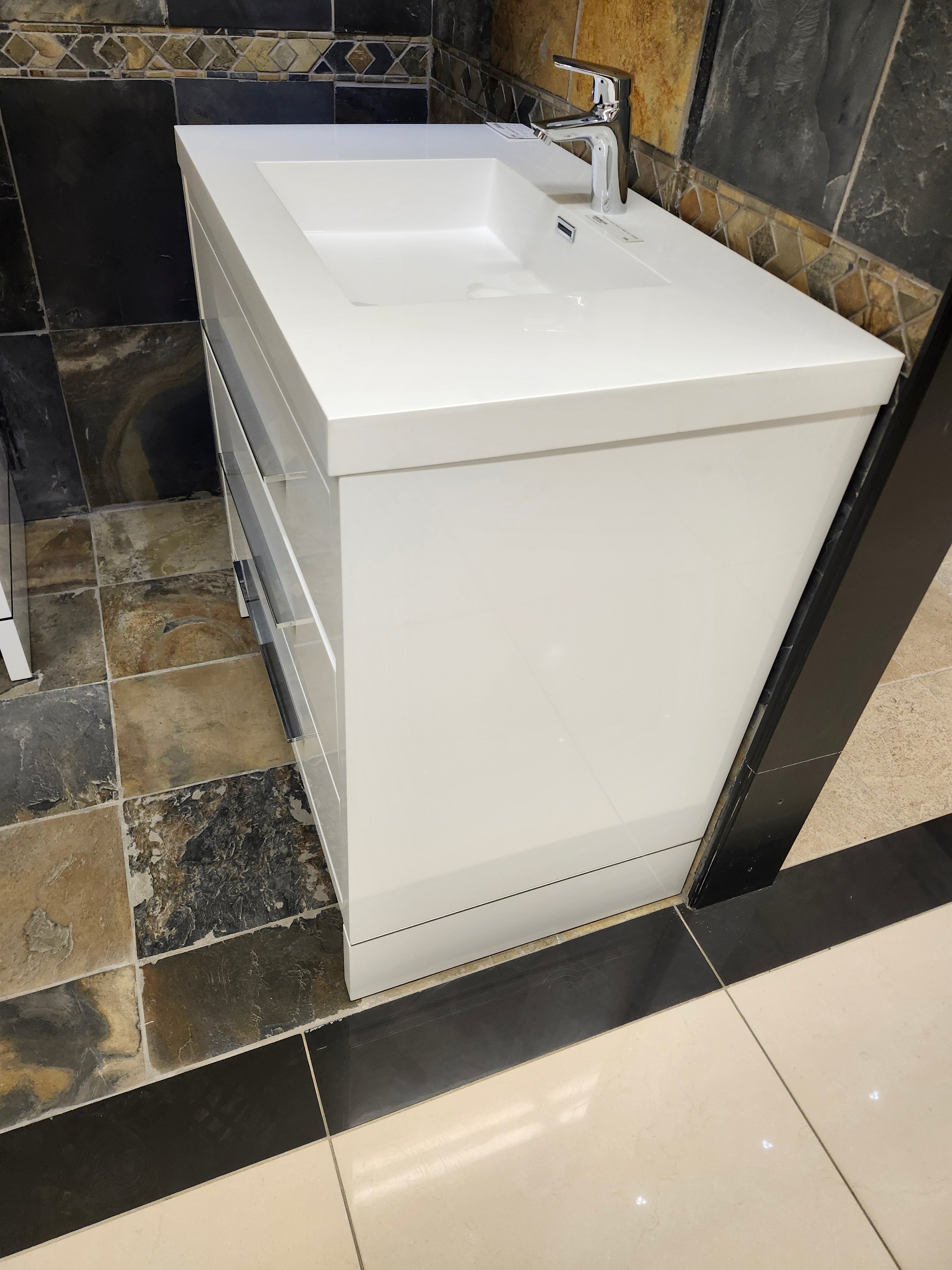 36" Aura Plato Vanity with Countertop Combo (as is)