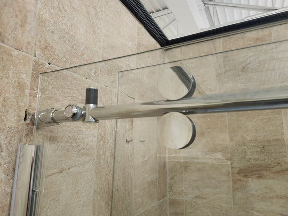 Maax Shower door and Vida Shower Base combo (as is)