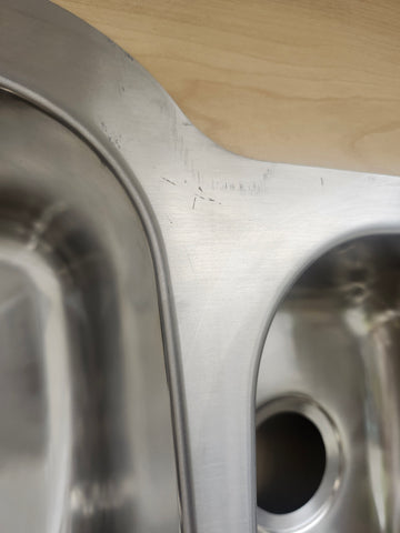 Vida Axes 27" x 19" Stainless Steel Round Undermount Kitchen Sink Floormodel Clearance - 0