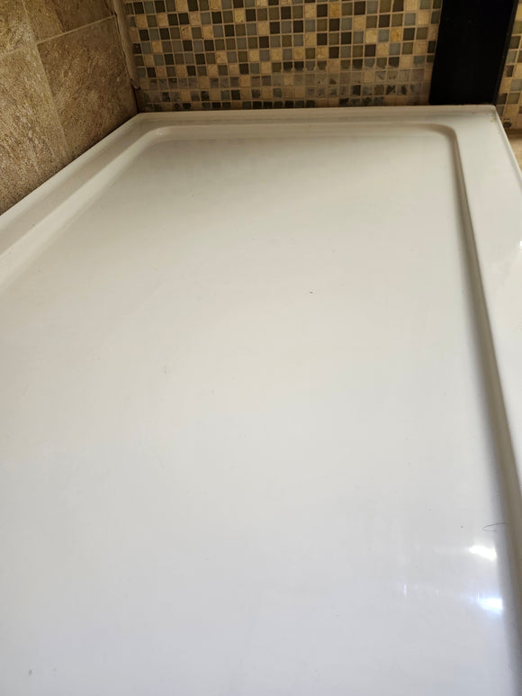 Vida Shower Base 60 x 32 l/h rectangle as is floormodel k10