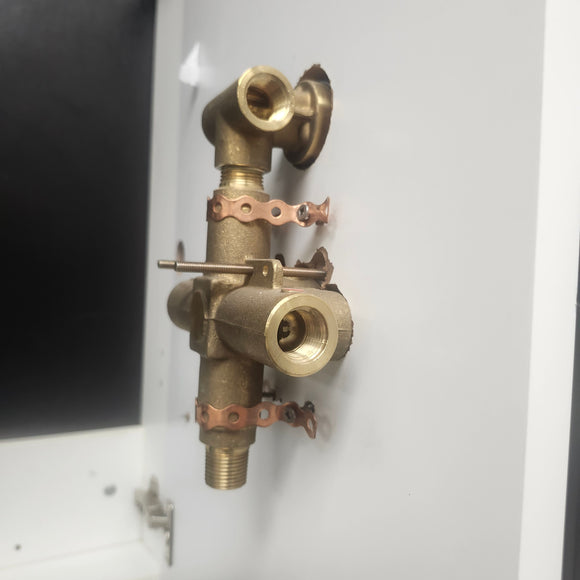 Thermostatic 2 way Chrome Shower Kit Floormodel Clearance as is (153)