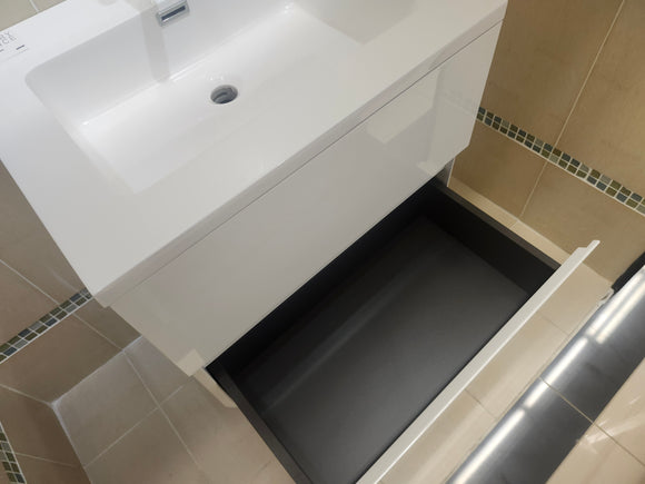 23" Moda White Wall Vanity with Countertop Combo (as is)