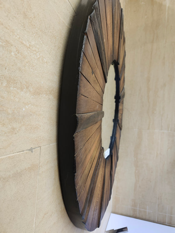 Aquabrass36" x 36" Legno Rotondo Wood Frame Mirror i9