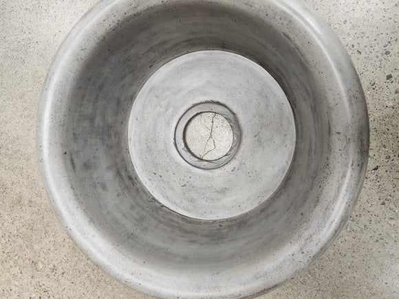 Native Trails 16 inch round drop bar sink Floormodel Clearance As is Etobicoke pozo stone