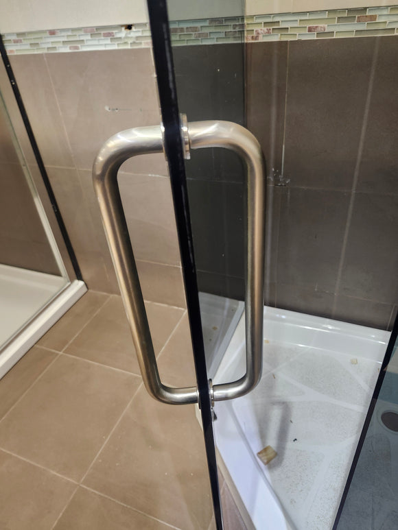 D&M Neo Angle Shower Door and Shower Base Combo (as is) k4