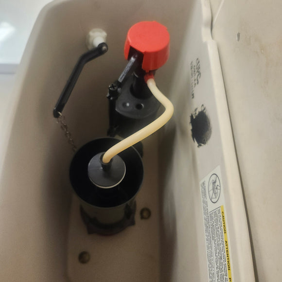 Kohler 2pc Toilet with Seat Floormodel Clearance as is K4467 K4197 K4639  I12