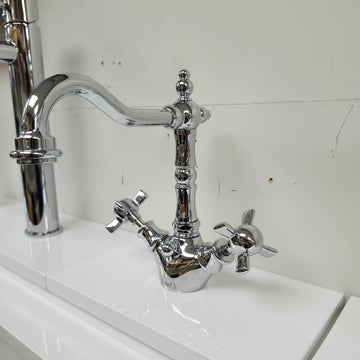 Riobel Single Hole Classic Bathroom Faucet with Lever Handle Floormodel As Is - 0
