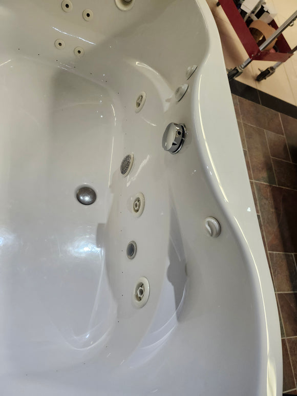 Neptune Whirlpool Biscuit bathtub clearance as is floormodel m7