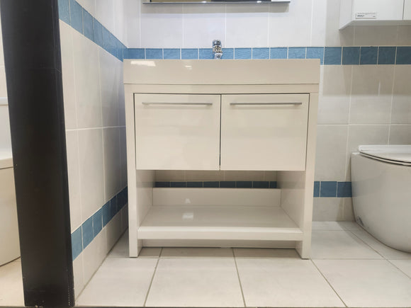 32" Vero Glossy White Vanity with Countertop Combo (as is) g11