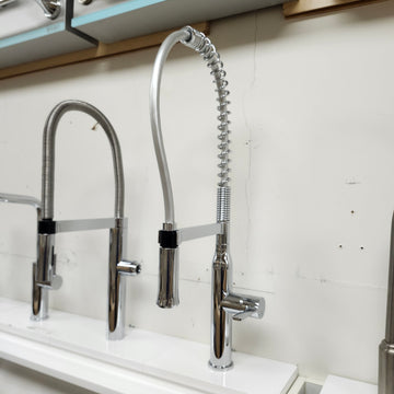 Blanco G-Neck Kitchen Sink Faucet Sold As is Floormodel Clearance