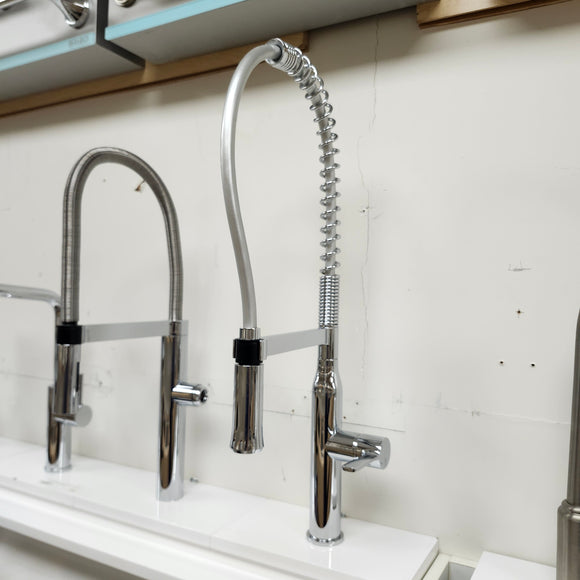 Blanco G-Neck Kitchen Sink Faucet Sold As is Floormodel Clearance
