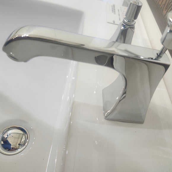 8CC 3 Hole Classic Bathroom Vanity Faucet Floormodel Clearance As Is
